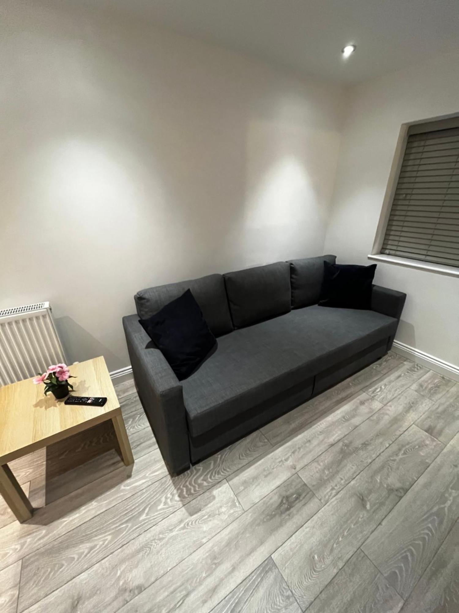 Newly Built One Bedroom Flat In Kidlington, Oxfordshire Экстерьер фото