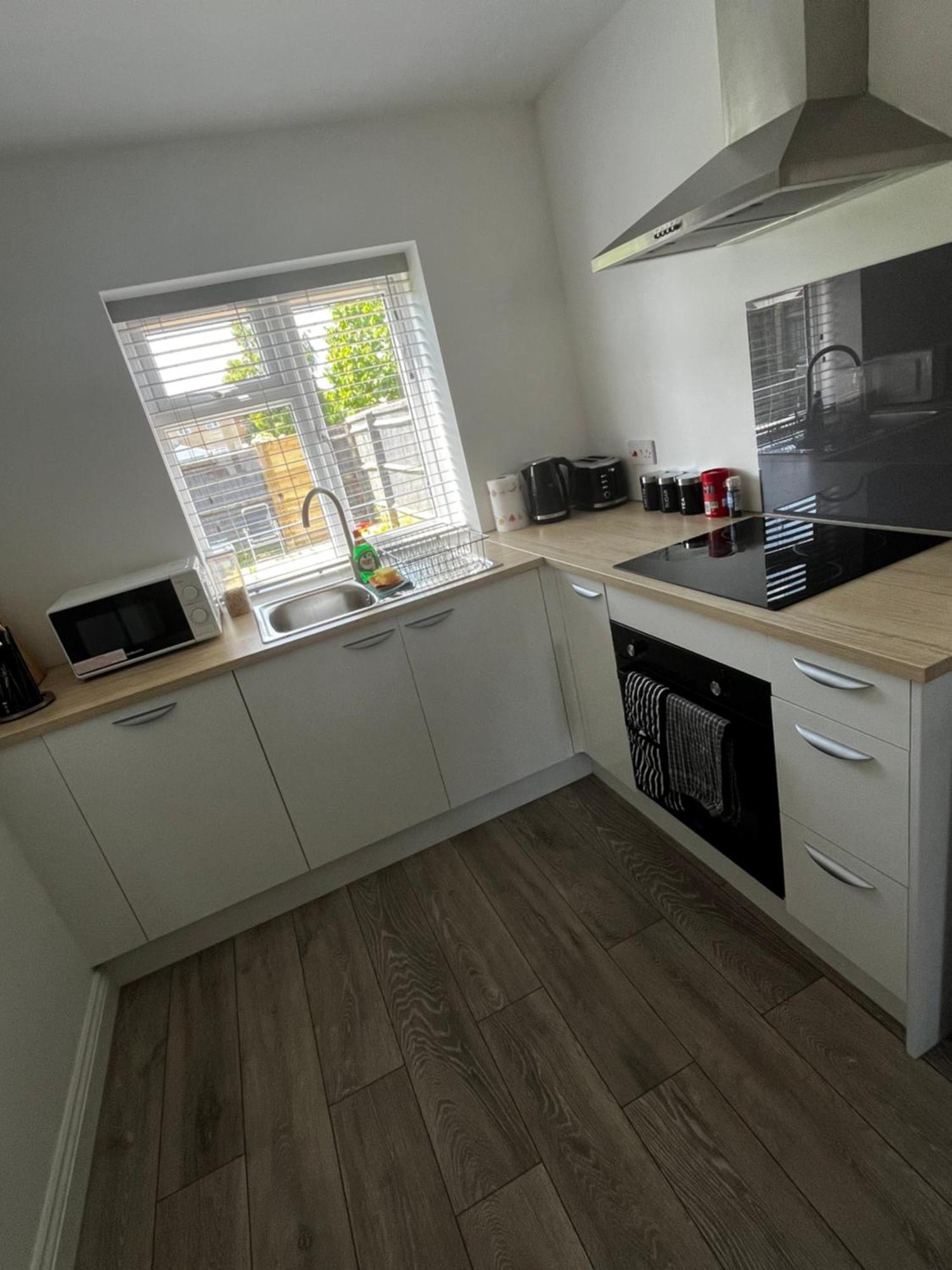 Newly Built One Bedroom Flat In Kidlington, Oxfordshire Экстерьер фото